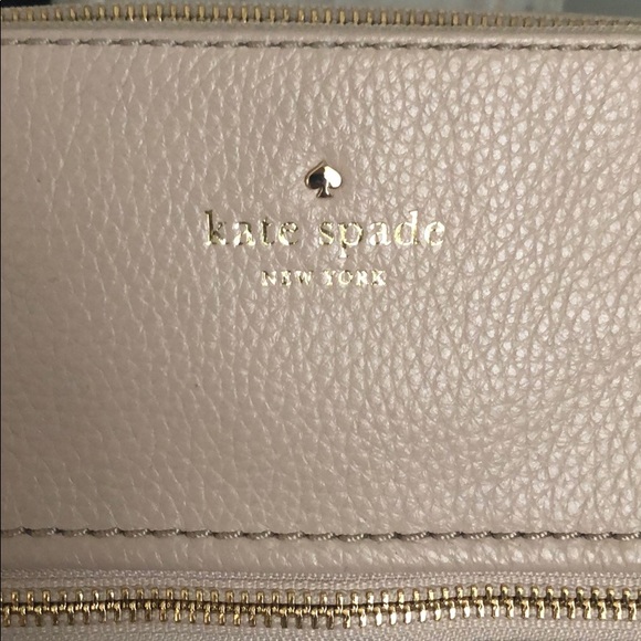 Kate Spade Purse - Picture 2 of 6